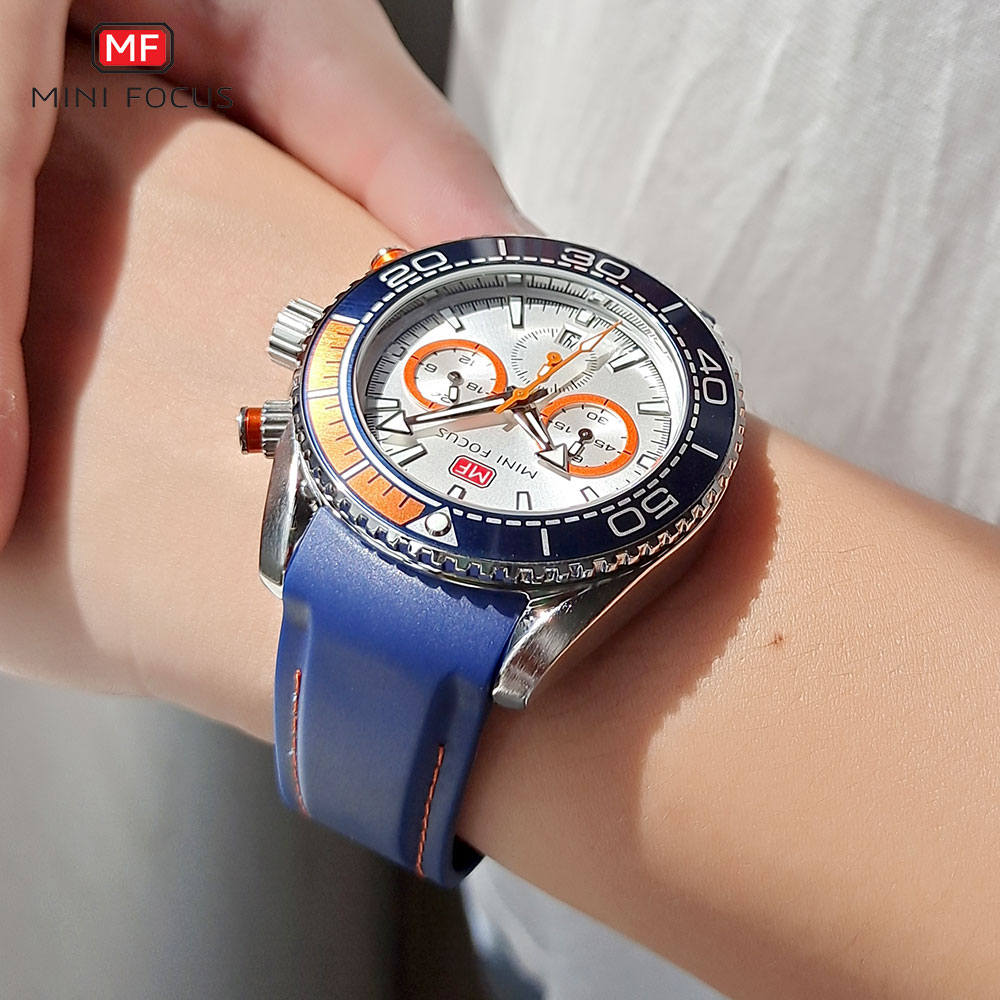 Mini foco cronógrafo relógios  - Omega Watch Constellation avaliação e preço